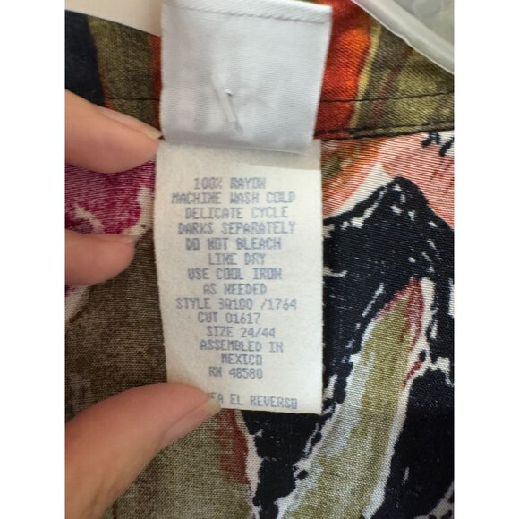 Basic Editions Woman Plus Size Shirt and Shorts Set 22W 24W Pink Floral Print NW - Picture 5 of 8